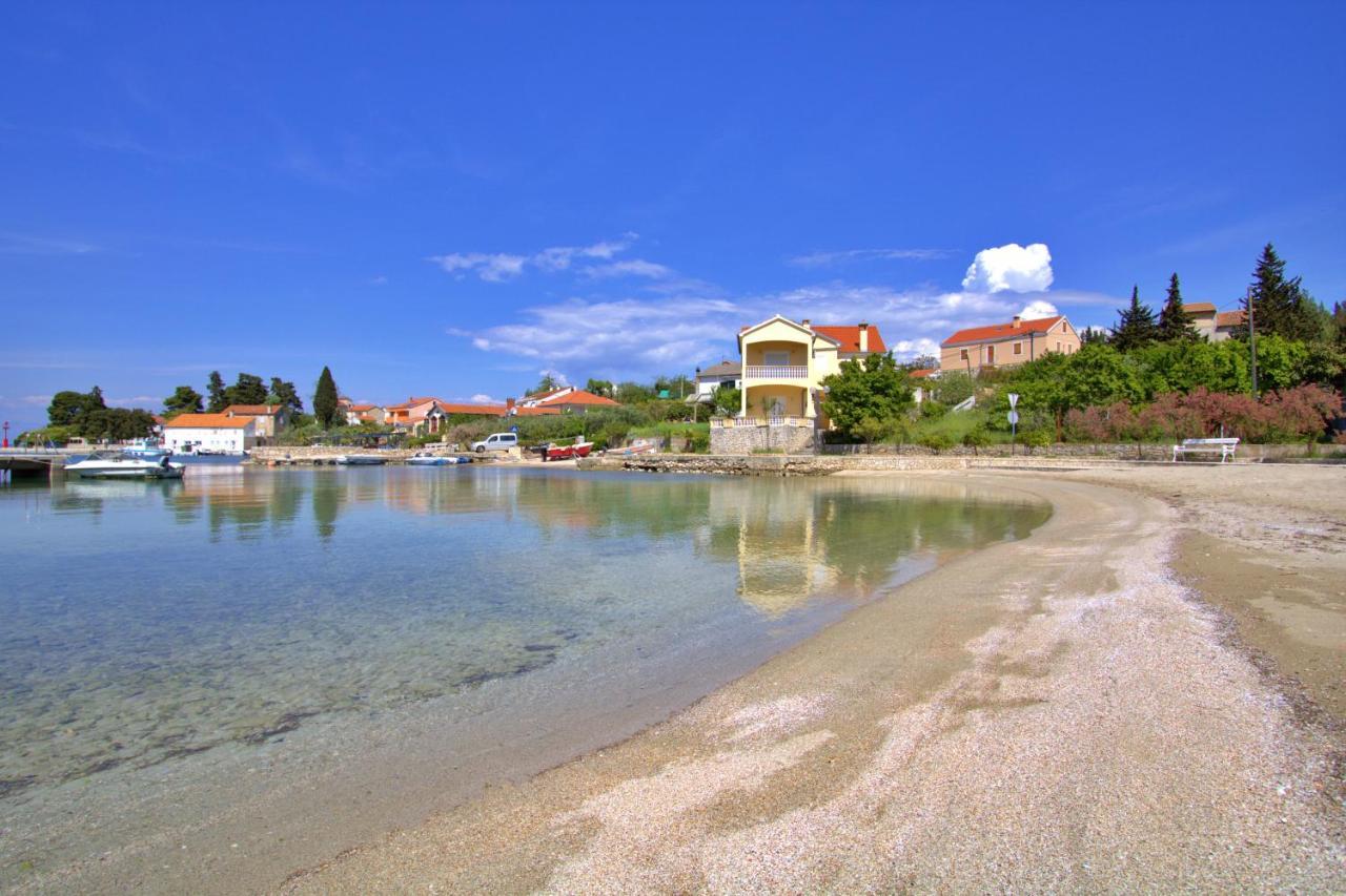 Sunshine Place By The Beach Lukoran Bagian luar foto